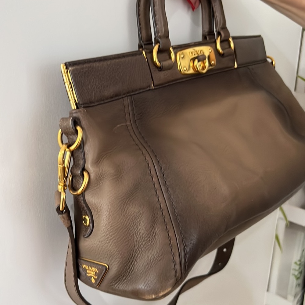 Authentic Prada bag - Picture 8 of 9